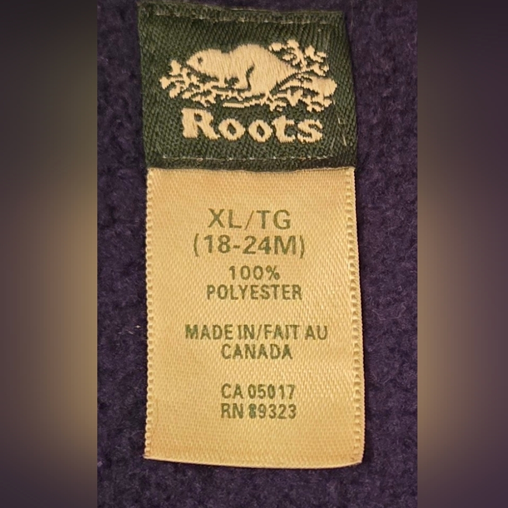EUC: Roots - True Vintage Toddler Hoodie; Navy with Red details. MADE IN CANADA! - Picture 5 of 7